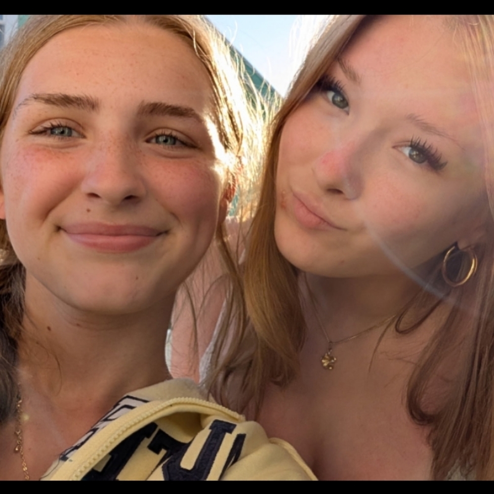 Meet your Posher, Idalys